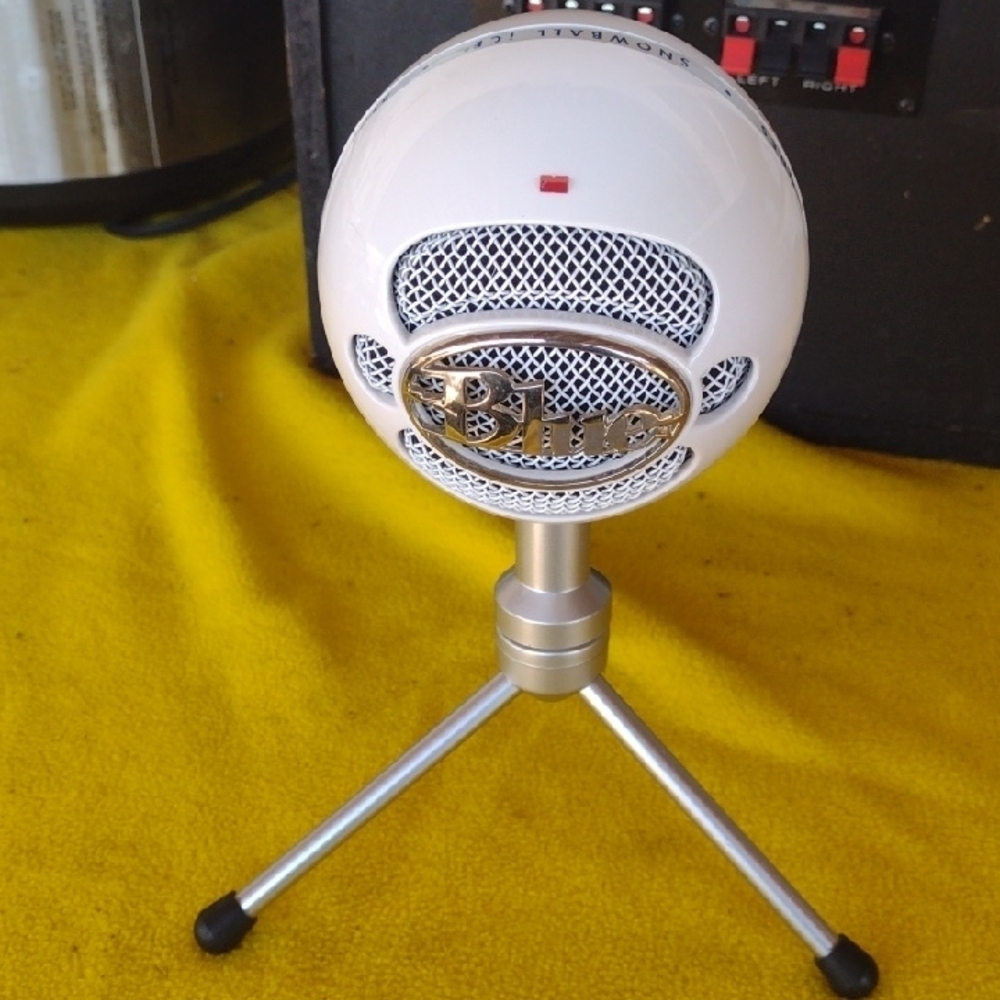 BLUE Snowball ICE USB Microphone - White NWOT